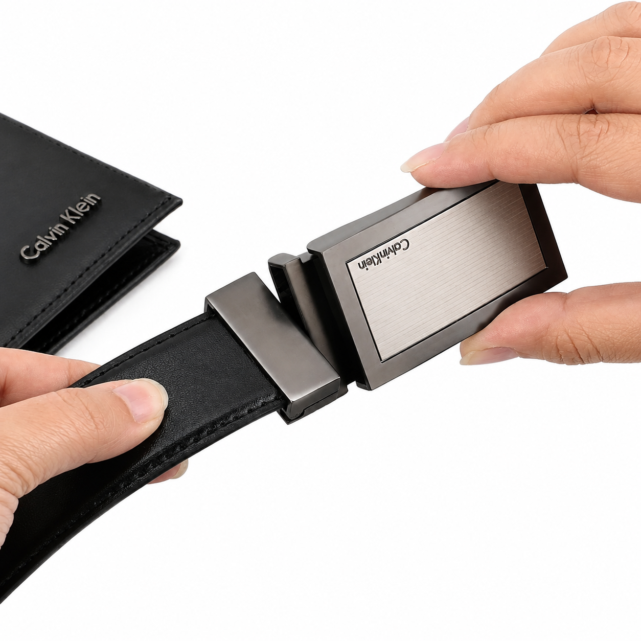 Calvin Klein Men’s Genuine Leather Wallet & Belt Gift Set – Black, CK Buckle