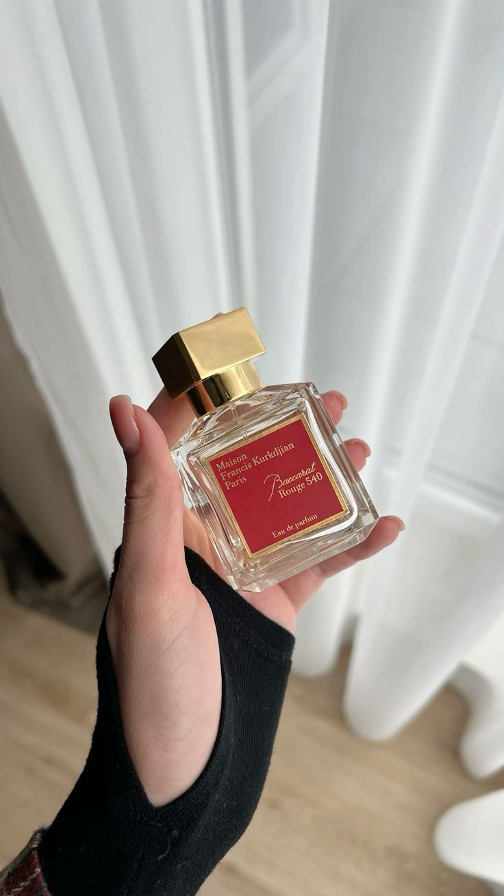 Baccarat Rouge 540 EDP - Maison Francis