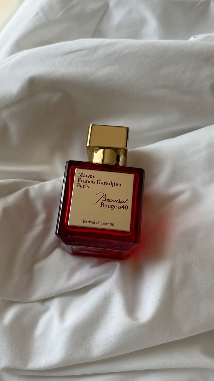 Baccarat Rouge 540 EDP - Maison Francis